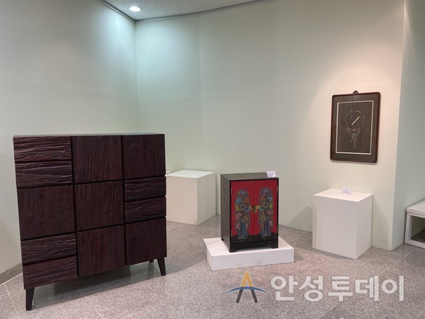 (사)안성공예가회 정기 회원전 10월 19일까지 안성맞춤 공예문화센터에서 개최. /사진=안성시 제공