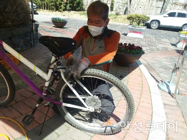안성시, 2022 상반기 찾아가는 자전거 수리센터 20일부터 운영. /사진=안성시 제공